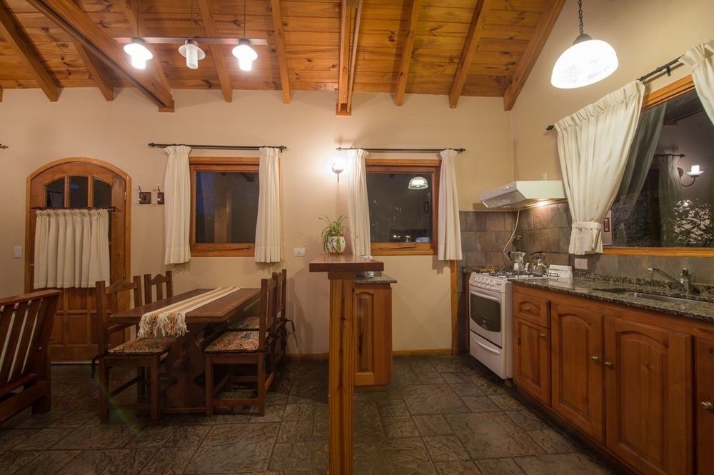 拉宝来公寓式酒店 San Martín de los Andes 外观 照片