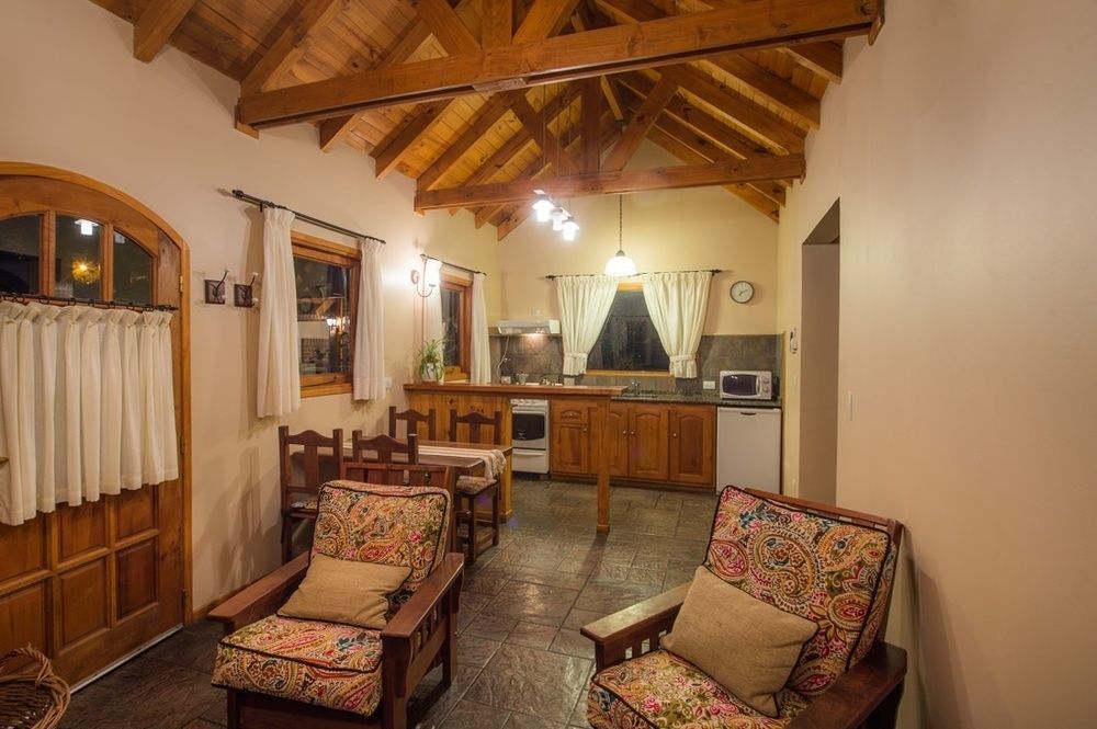 拉宝来公寓式酒店 San Martín de los Andes 外观 照片